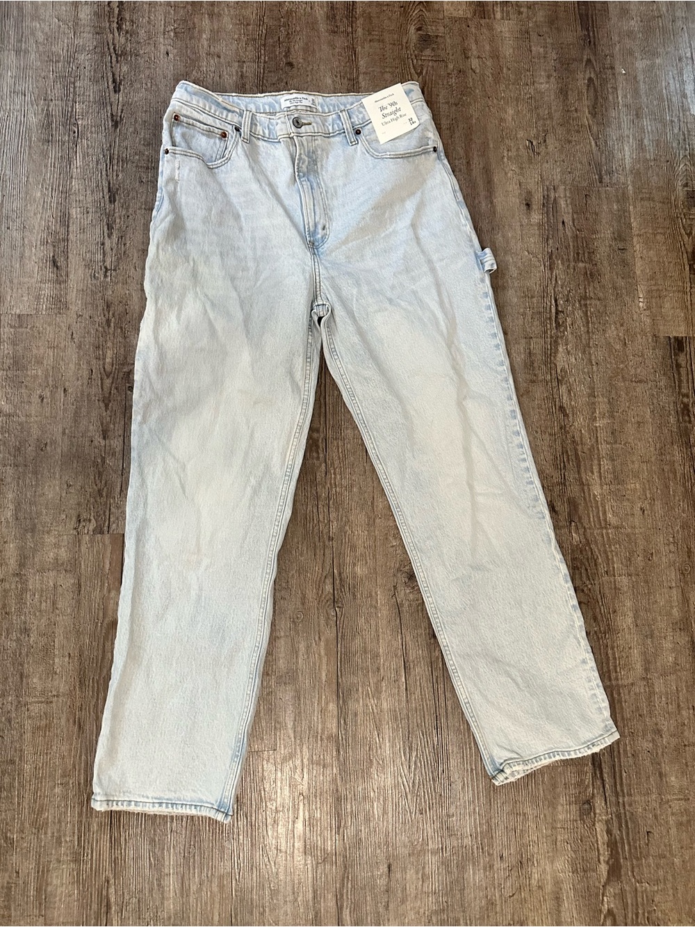 Abercrombie & Fitch 90s Straight Ultra High Rise Jeans NWT Size 32 14R